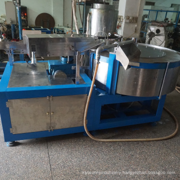 Fully automatic wax crayon molding machine